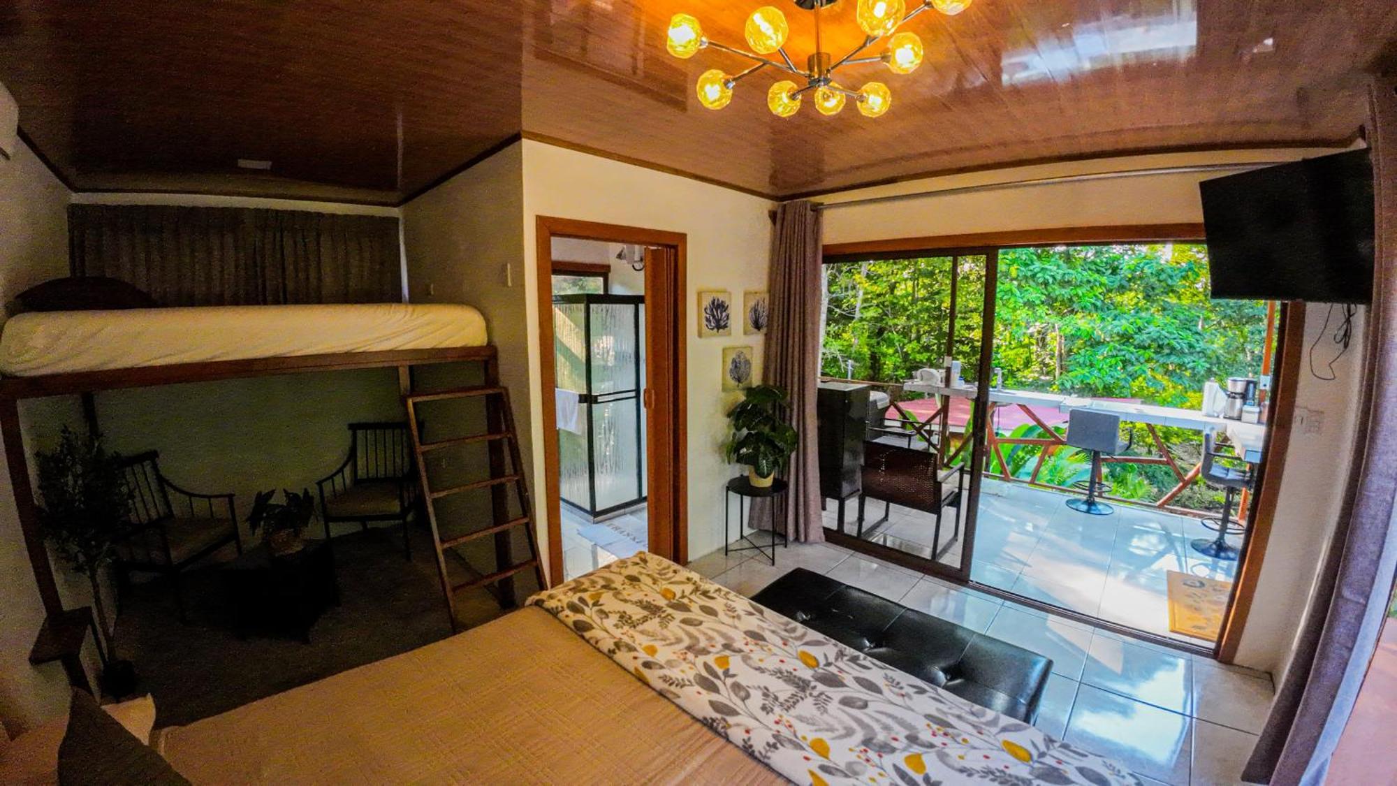 Hotel Iguanas Arenal Volcano La Fortuna